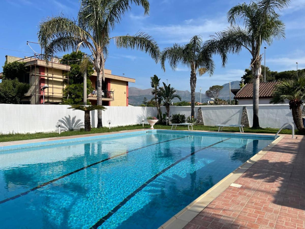 Casa Vacanze Villa Grace Villagrazia Di Carini Екстер'єр фото