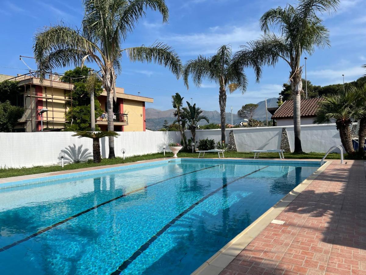 Casa Vacanze Villa Grace Villagrazia Di Carini Екстер'єр фото