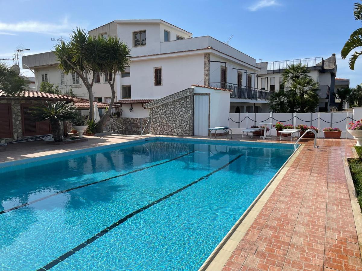 Casa Vacanze Villa Grace Villagrazia Di Carini Екстер'єр фото